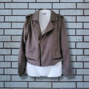 Jaase | NWOT | Chic Gray Faux Suede Moto Jacket (SIZE S)